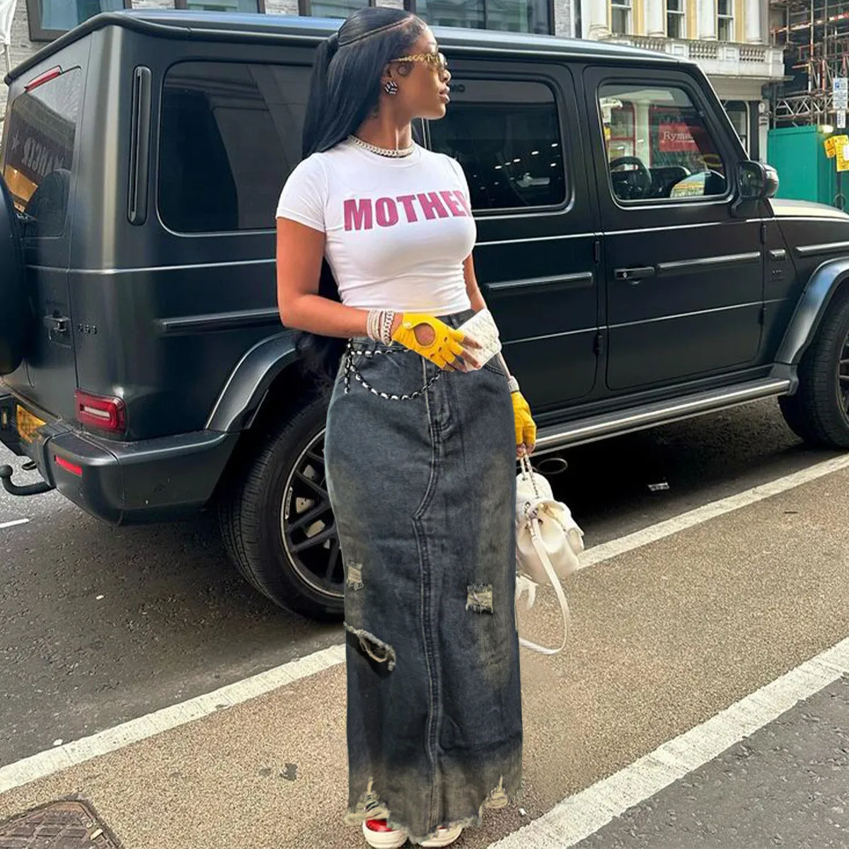 Pocket Distressed Ripped Straight Fit Loose Denim Skirt 4 Pocket Distressed Ripped Straight Fit Loose Denim Skirt - Image 2