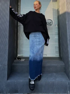 Women Blue Gradient High Waisted Bodycon Slit Skirt 26 Women Blue Gradient High Waisted Bodycon Slit Skirt -Women Fashion Shop 62a731b15fd56a8e